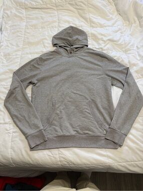 Men's Vuori Gray Hoodie